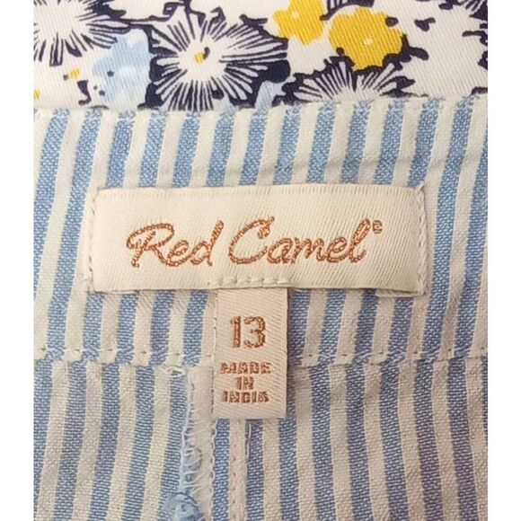 Red camel blue and white pinstripe scalloped hemmed short shorts size 13 J - Picture 5 of 6